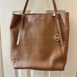 Michael Kors Megan Tote